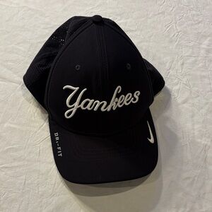 Nike Black Yankees Script Performance Cap with White Embroidery